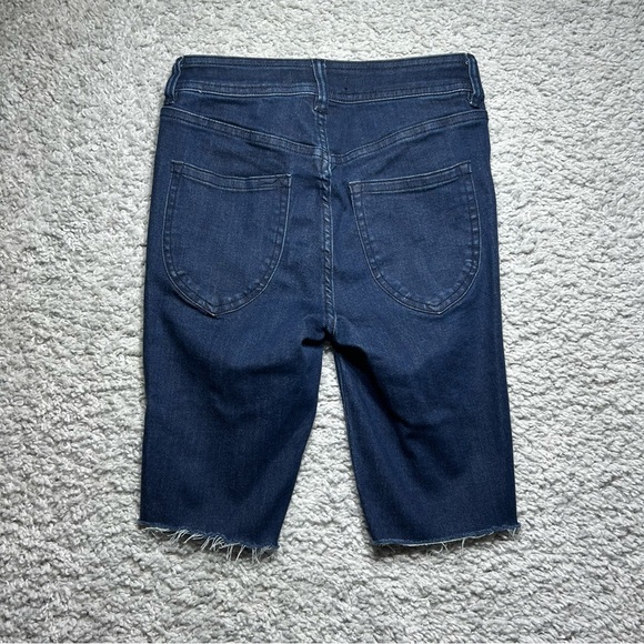 Free People Shorts Womens 25 Bermuda Dark Wash Raw Hem Frayed Edge Stretch Boho - Picture 3 of 3